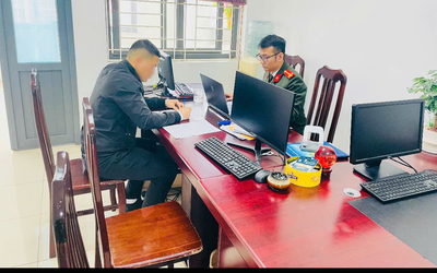 Bịa chuyện "cô gái mang nhiều tiền, run rẩy khi gặp công an", người đàn ông bị xử phạt