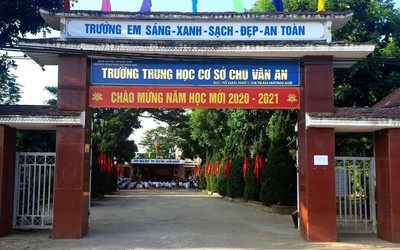 Hà Tĩnh tạm đình chỉ công tác đối với thầy giáo bị tố sàm sỡ nữ sinh lớp 8