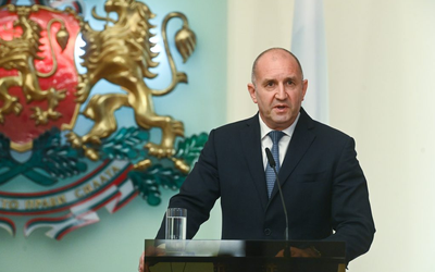 Tổng thống Bulgaria kêu gọi chính phủ từ chức ngay lập tức