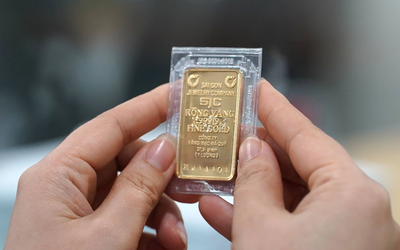 Mua bán vàng không qua tài khoản thanh toán bị phạt tới 20 triệu đồng