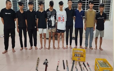Ngăn chặn nhóm thanh thiếu niên mang hung khí hẹn đánh nhau