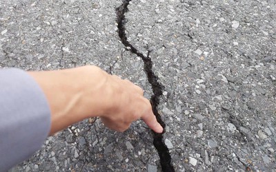 Đã có phương án xử lý vết nứt xuất hiện bất thường trên đèo Ngang