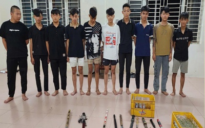 Một phút bốc đồng, nhóm tuổi teen trả giá bằng vòng lao lý