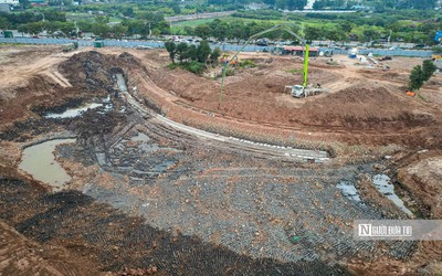 Hà Nội: Khung cảnh tấp nập thi công hồ điều hòa gần 1.000 tỷ đồng 