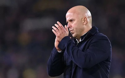 Rúng động Liverpool: Gerrard được chọn thay thế HLV Arne Slot?