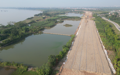 Cận cảnh tuyến đường kết nối di sản dọc sông Hồng gần 10.000 tỷ đồng