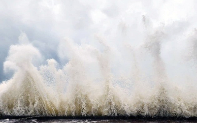 Áp thấp nhiệt đới hình thành gây sóng cao 3-6m, tâm điểm hướng thẳng nơi nào?