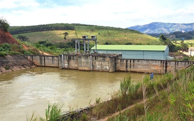 Quảng Ngãi: Thủy điện tích nước gây ngập đất lúa, xã yêu cầu nâng mức đền bù cho người dân