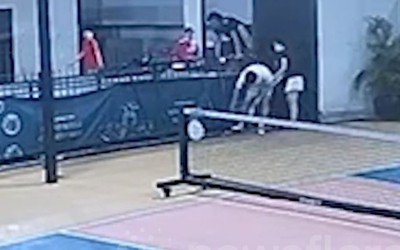 Người đàn ông rơi xuống đất tử vong khi cố nhặt bóng pickleball