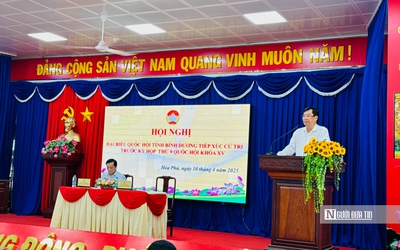 Đại biểu Quốc hội Trần Công Phàn tiếp xúc cử tri tại Bình Dương