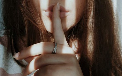 Người phụ nữ giả câm suốt 16 năm, lý do khiến ai nấy phẫn nộ