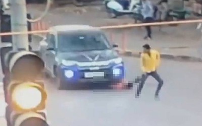 Vợ bị bắt vì cùng nhân tình lái xe ô tô đâm chồng rồi bỏ chạy