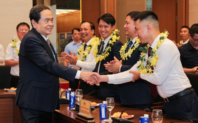 Chủ tịch Quốc hội Trần Thanh Mẫn: Ghi nhận và trân trọng đóng góp của những người lao động nơi tuyến đầu của ngành năng lượng quốc gia