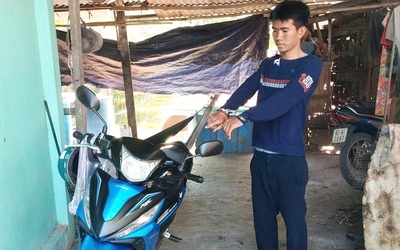 Bắt thanh niên 18 tuổi cướp xe của tài xế xe ôm