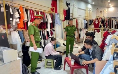 Bắt chủ shop quần áo dụ dỗ, ép các cô gái trẻ đi bán dâm