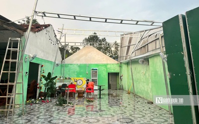 Dông lốc "cuốn phăng" gần 100 mái nhà ở Quảng Ngãi, thiệt hại nặng nề