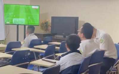 Bản tin 25/4: Bộ GD&ĐT đề nghị Hà Nội xử lý phản ánh dạy thêm, học thêm trái quy định