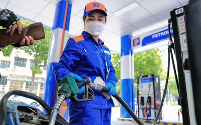 Giá xăng dầu đồng loạt tăng