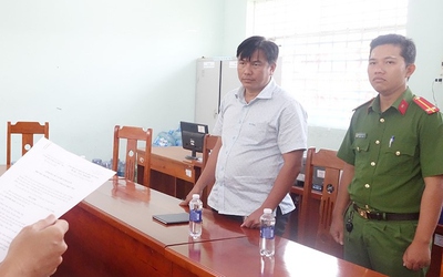 An Giang: Bắt nguyên Giám đốc Trung tâm Giáo dục nghề nghiệp