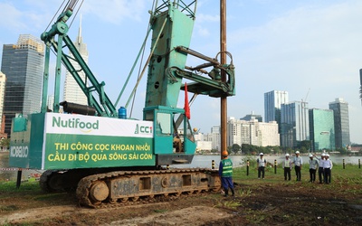 Dự án cầu đi bộ qua sông Sài Gòn chính thức thực hiện mũi khoan cọc đầu tiên