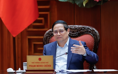 Thủ tướng: Tiếp tục giao thiệp để Mỹ tạm hoãn áp thuế trong lúc chờ đàm phán