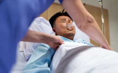 Vợ bỏ đi khi chồng bệnh nặng, chồng vừa qua đời liền có hành động gây phẫn nộ