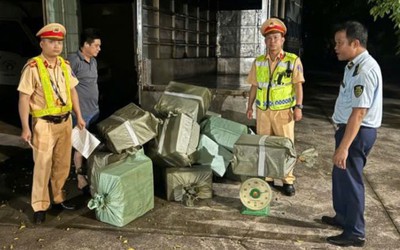 Quảng Ninh: Kiểm tra xe tải, phát hiện 300kg lòng lợn khô không rõ nguồn gốc