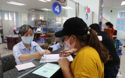 Trong thời gian tạm hoãn hợp đồng lao động thì có đóng BHXH không?