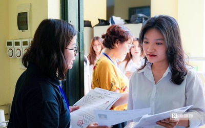 Nhóm ngành khó bị thay thế bởi AI cho các sĩ tử theo khối KHXH lựa chọn