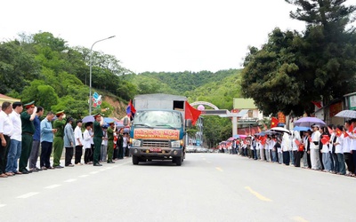 Nghệ An đón 76 hài cốt liệt sĩ quân tình nguyện, chuyên gia Việt Nam hy sinh tại Lào