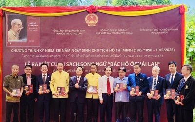 Sách song ngữ “Bác Hồ ở Thái Lan": Dấu ấn lịch sử, thắt chặt tình hữu nghị Việt - Thái