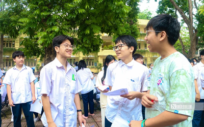 Bản tin 21/5: Tỉ lệ chọi vào lớp 10 trường chuyên Ngoại ngữ cao nhất