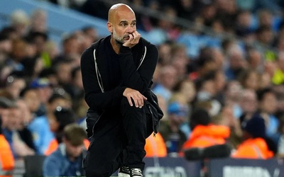 Pep Guardiola dọa rời Man City nếu đội hình tiếp tục quá đông