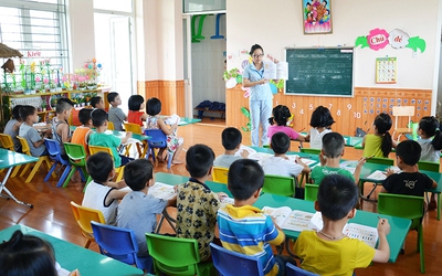 Đề xuất chi hơn 116 nghìn tỷ đồng phổ cập giáo dục mầm non 3 đến 5 tuổi