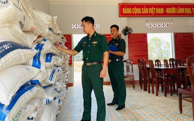 Phát hiện kho chứa 4 tấn đường lậu trị giá hàng trăm triệu đồng tại Bình Định