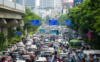 "Hiến kế" tổ chức các khối xe ra vào vòng xoay giảm ùn tắc giao thông, tránh lãng phí