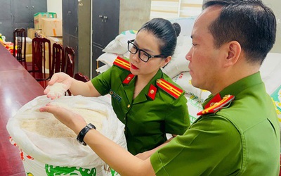 Khởi tố 4 đối tượng kinh doanh hàng chục tấn gạo ST25 giả