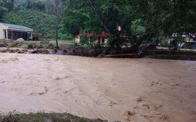 Lại xảy ra lũ quét ở các huyện miền núi Nghệ An