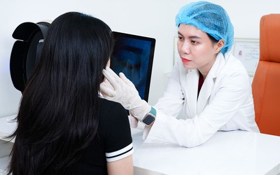 Bác sĩ Da liễu Lê Thị Ngọc Hoàn: Người đứng sau hàng ngàn case “giải cứu” sẹo rỗ thành công