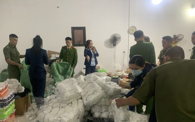 Khởi tố đối tượng làm giả số lượng lớn tất nhãn hiệu Nike, Adidas, Uniqlo