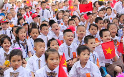 Bản tin 5/5: Hà Nội tuyển sinh đầu cấp theo tiêu chí "học gần nhà"