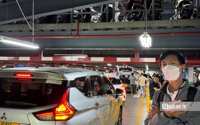 Hơn 130.000 lượt khách qua Tân Sơn Nhất trong ngày 4/5