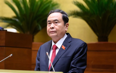 "Nhiều cán bộ đã tự nguyện hy sinh quyền lợi vì sự phát triển của đất nước"