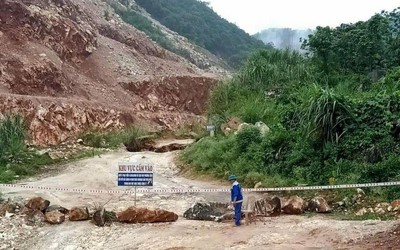 Điều tra vụ người phụ nữ bị đất đá vùi lấp khi vào hầm mót quặng thiếc