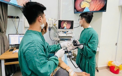 Nguy cơ thủng dạ dày do thói quen ăn uống thiếu khoa học