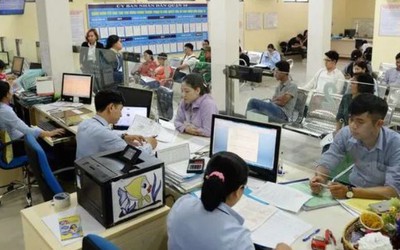 2 nhóm cán bộ phải nghỉ việc trước khi kết thúc lộ trình sắp xếp