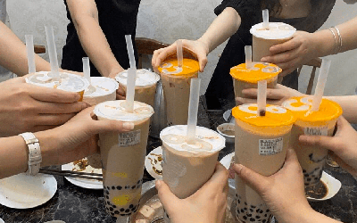 Áp thuế đồ uống có đường, người tiêu dùng sẽ tìm đến trà sữa, cà phê pha sẵn