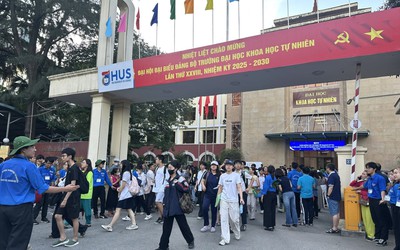 Đề Toán chuyên KHTN “làm khó” thí sinh, dự đoán đạt điểm trung bình