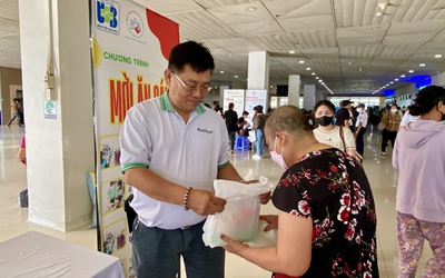 Nutifood tiếp sức dinh dưỡng cho bệnh nhân khó khăn