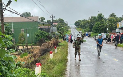 Điều tra vụ 2 thanh niên tử vong ven đường gần chiếc xe máy hư hỏng